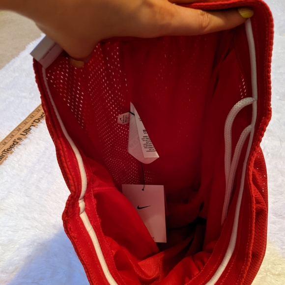 Nwt Nike fly DRI-FIT women's basketball standard fit red shorts - Picture 5 of 15